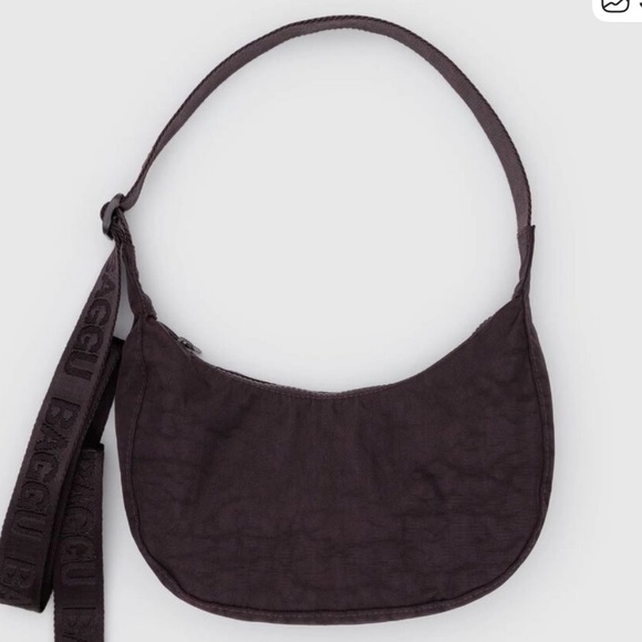 BAGGU Chocolate Plum Medium Crescent Bag - Picture 5 of 5